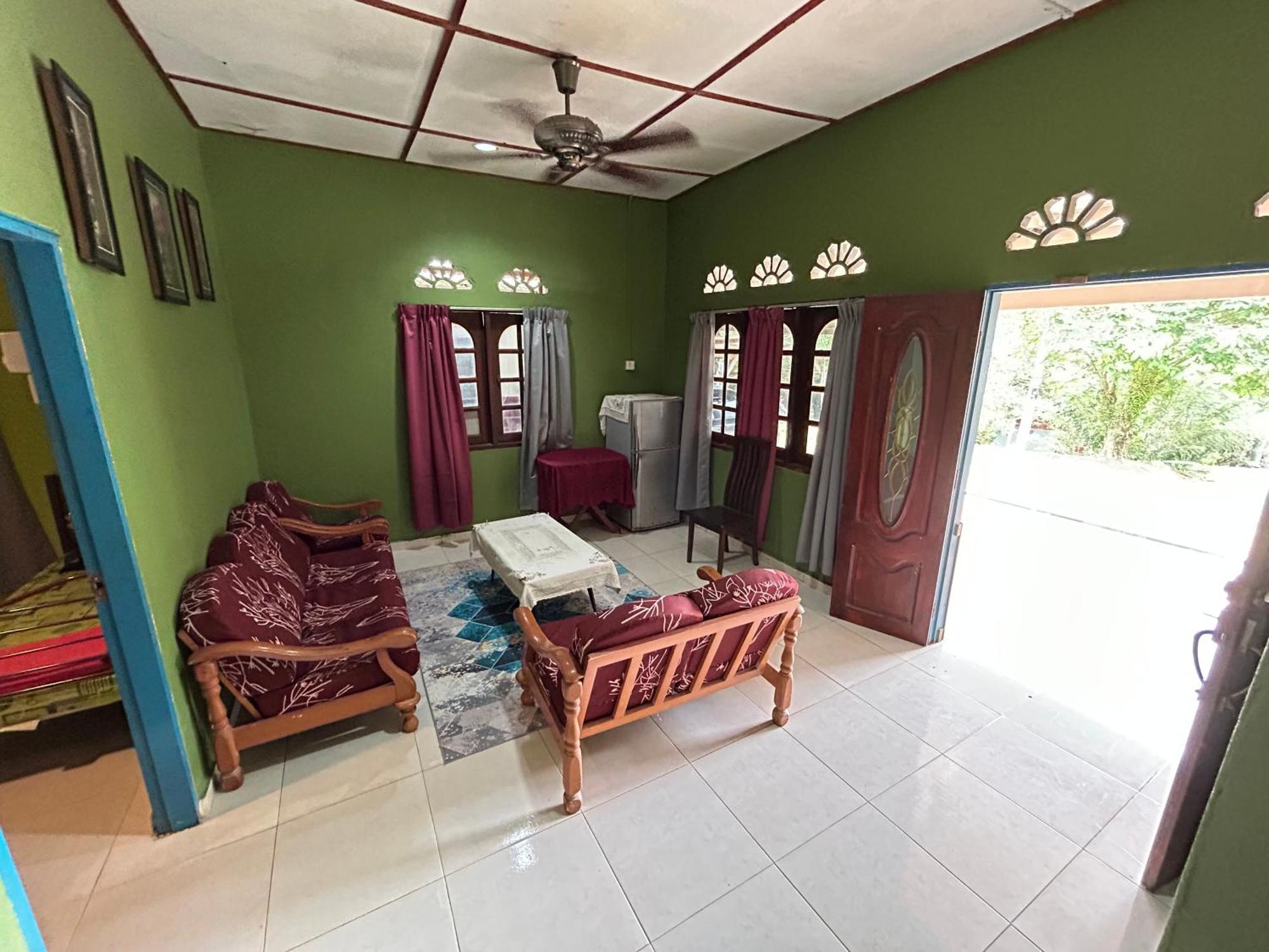 Dtahan Motel Taman Negara Куала-Тахан Экстерьер фото