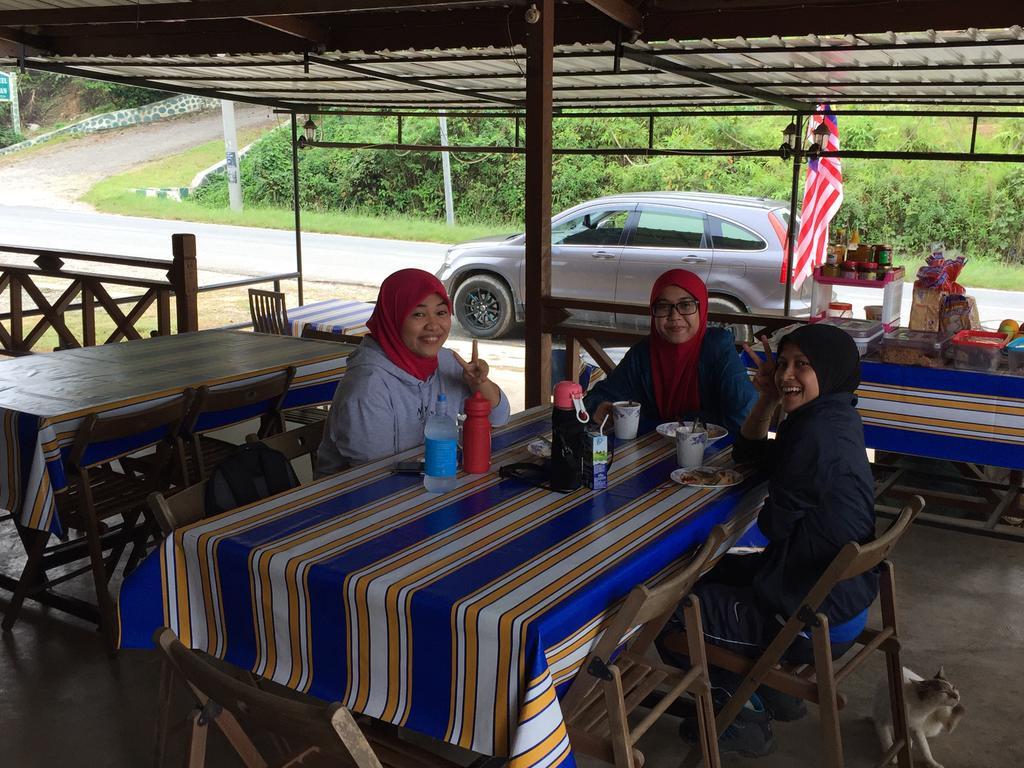 Dtahan Motel Taman Negara Куала-Тахан Экстерьер фото
